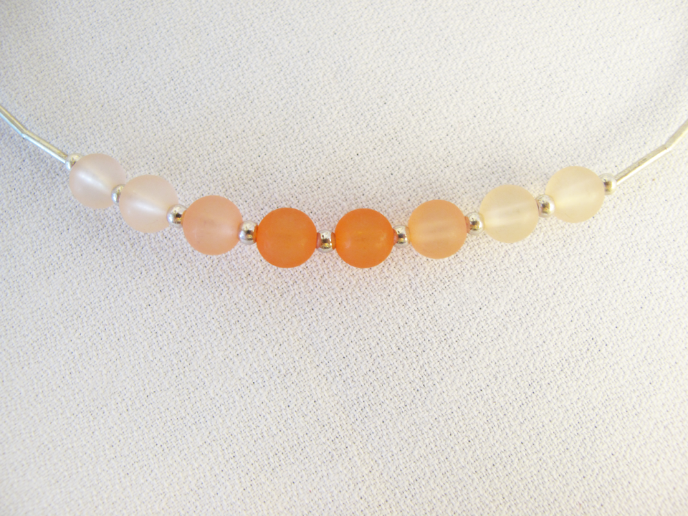 beaded_choker_melon_01.png