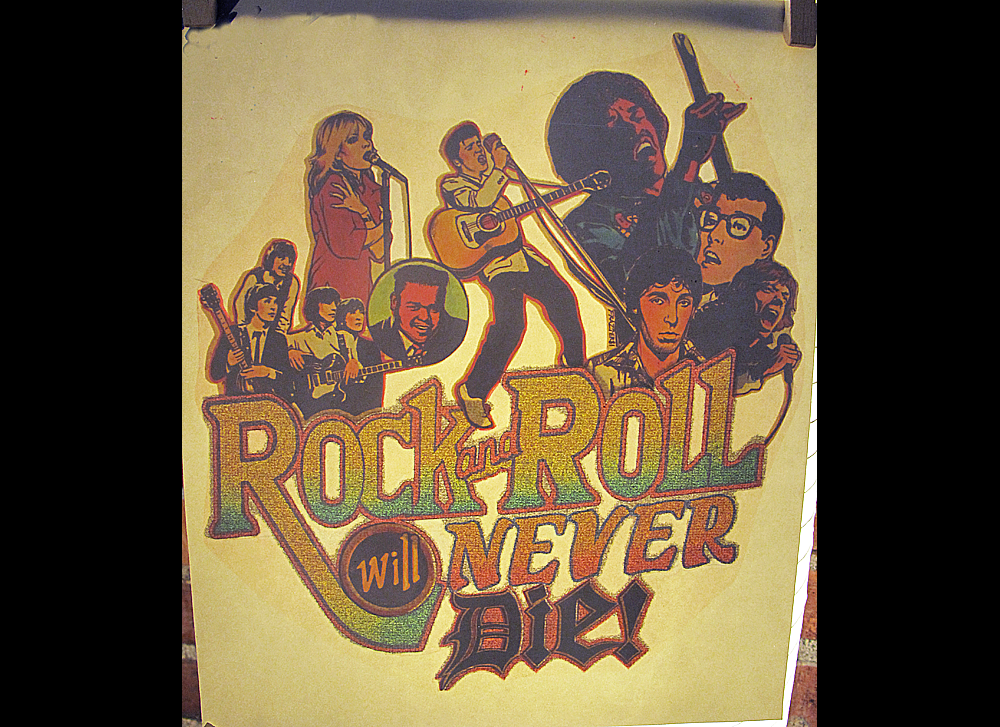 tshirt_transfer_rockandroll_will_never_die_01 - Copy.png