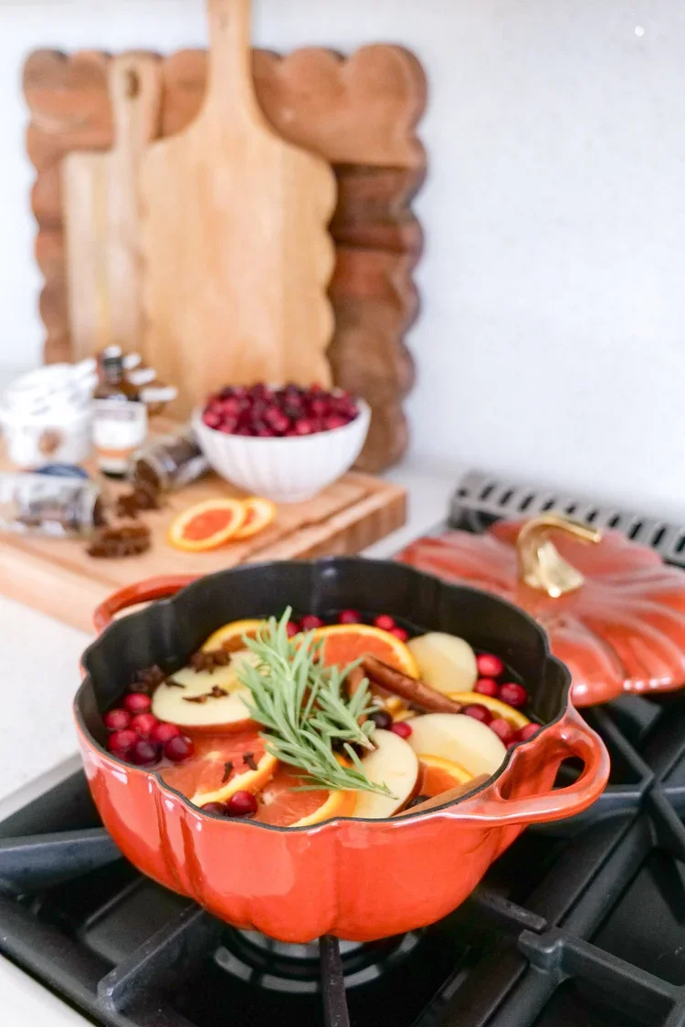 Fall Simmer Pot Recipe: How to Make Your Home Smell Like Autumn