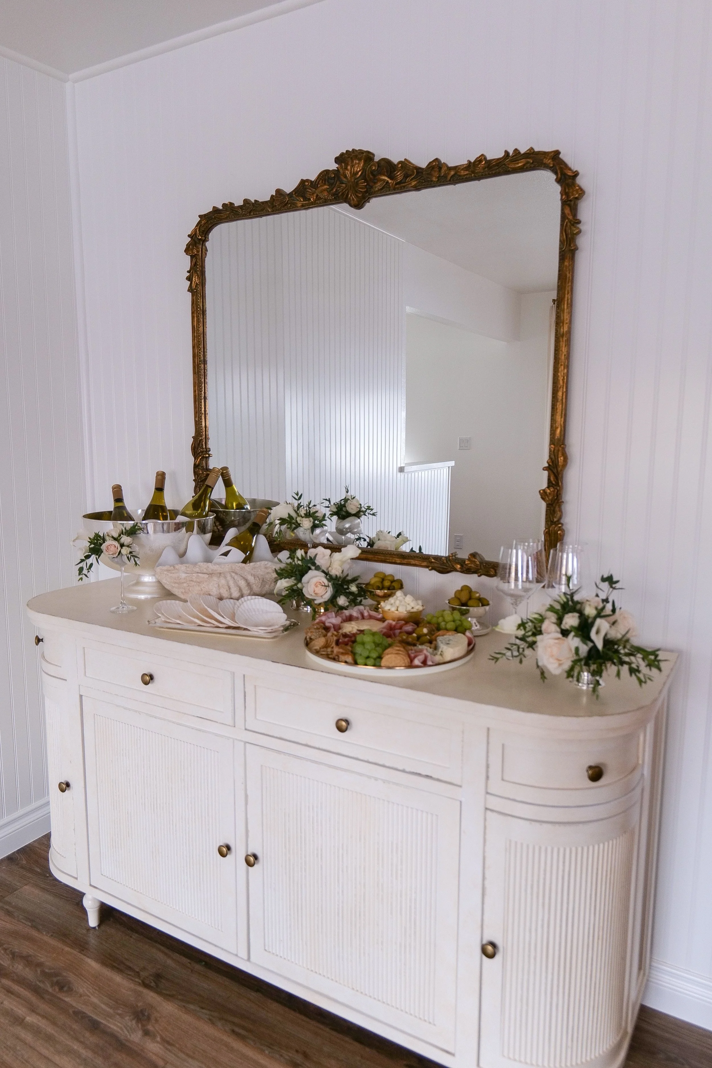 Summer wine and charcuterie pairing for coastal entertaining