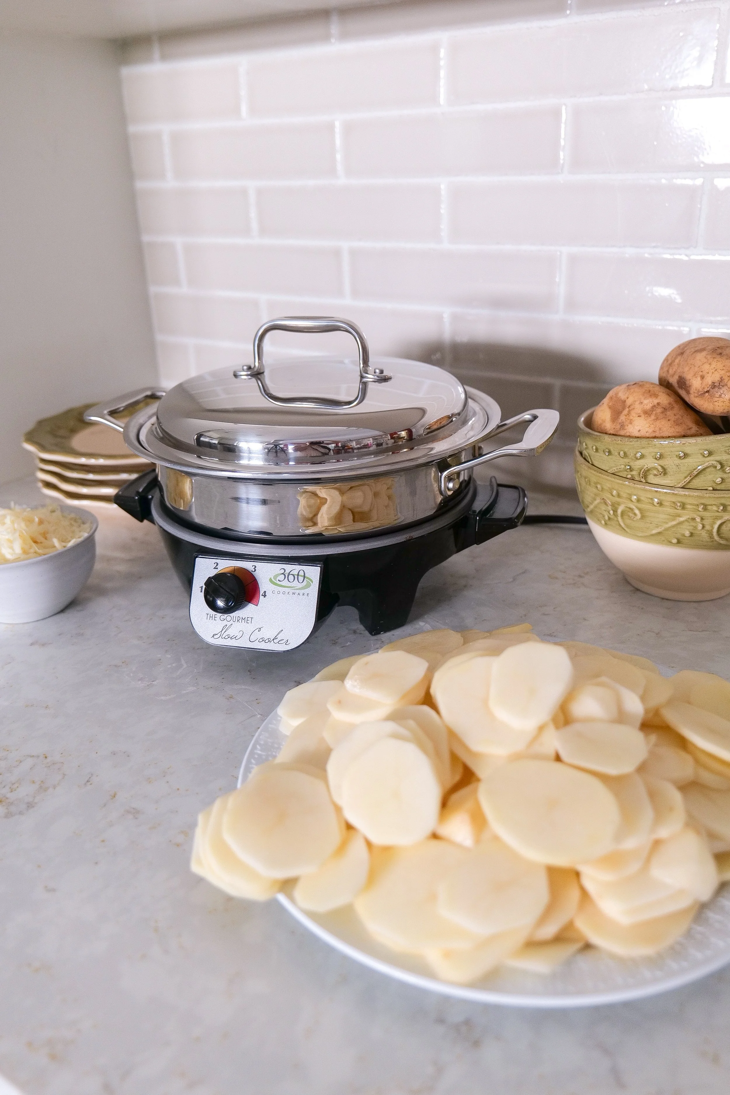 Creamy crockpot scalloped potatoes served as a cozy holiday side dish.
