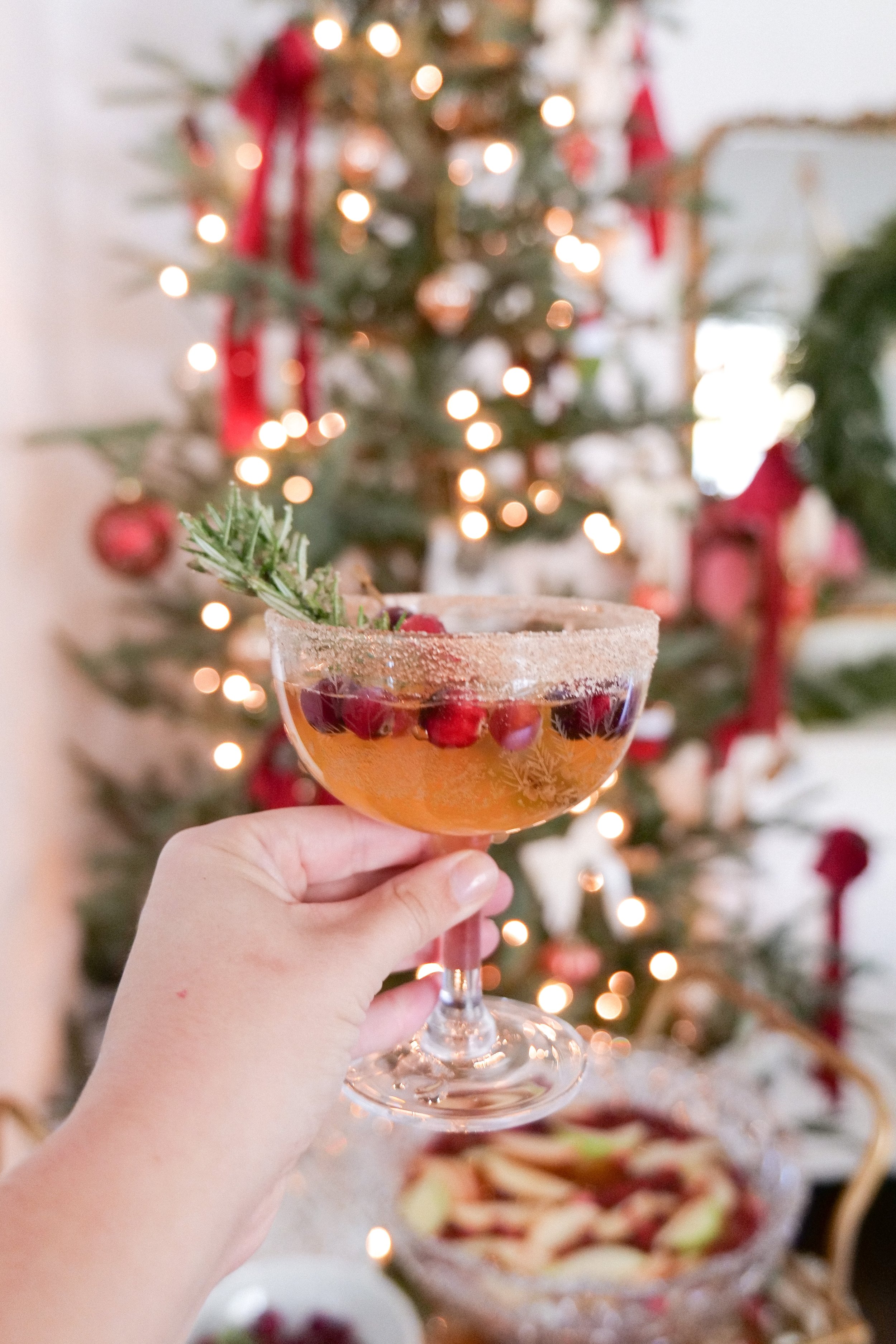 Glitter Ice Cocktails Make a Sparkling Addition to Any Holiday This Year