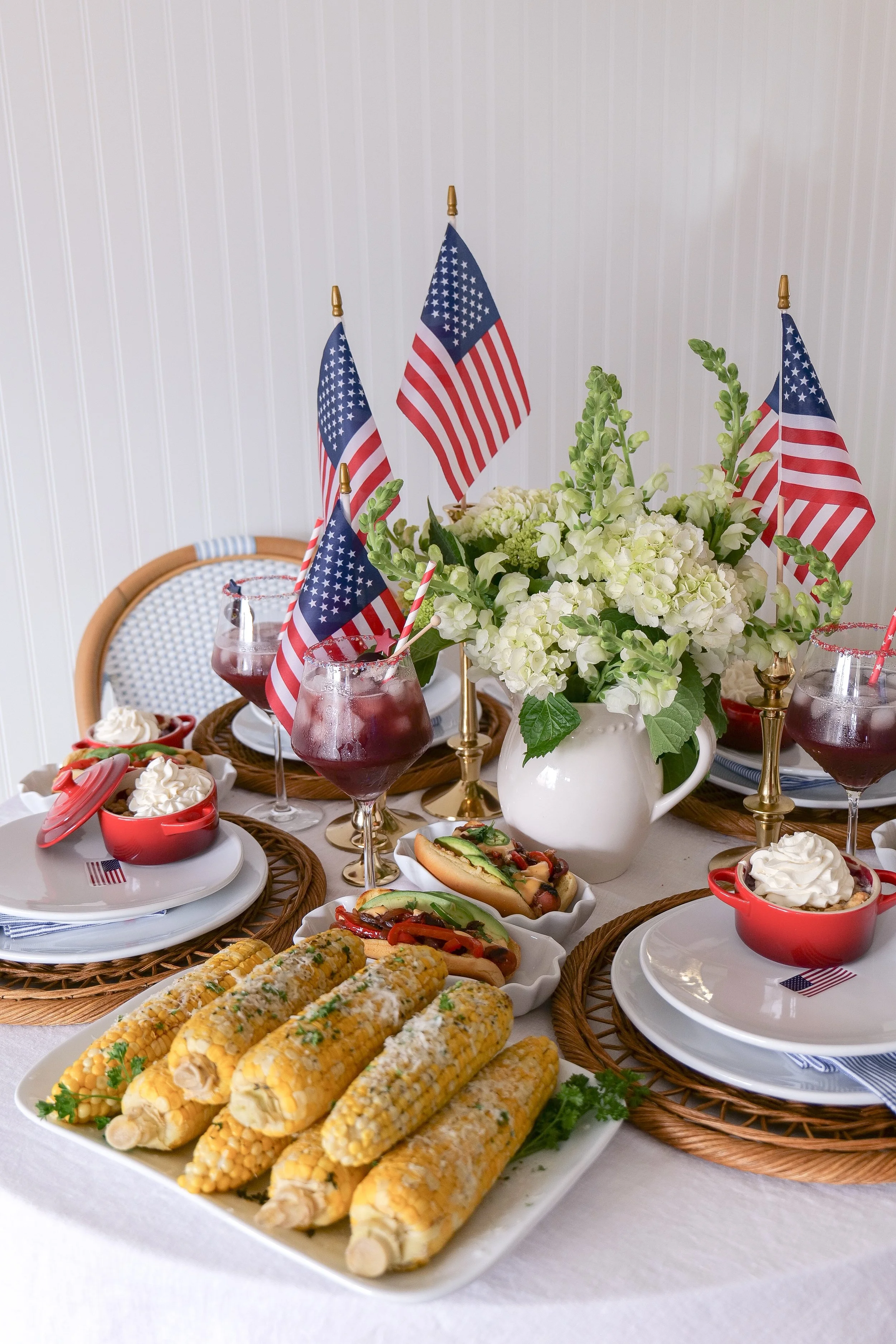 Corn on the cob served on a holiday entertaining table