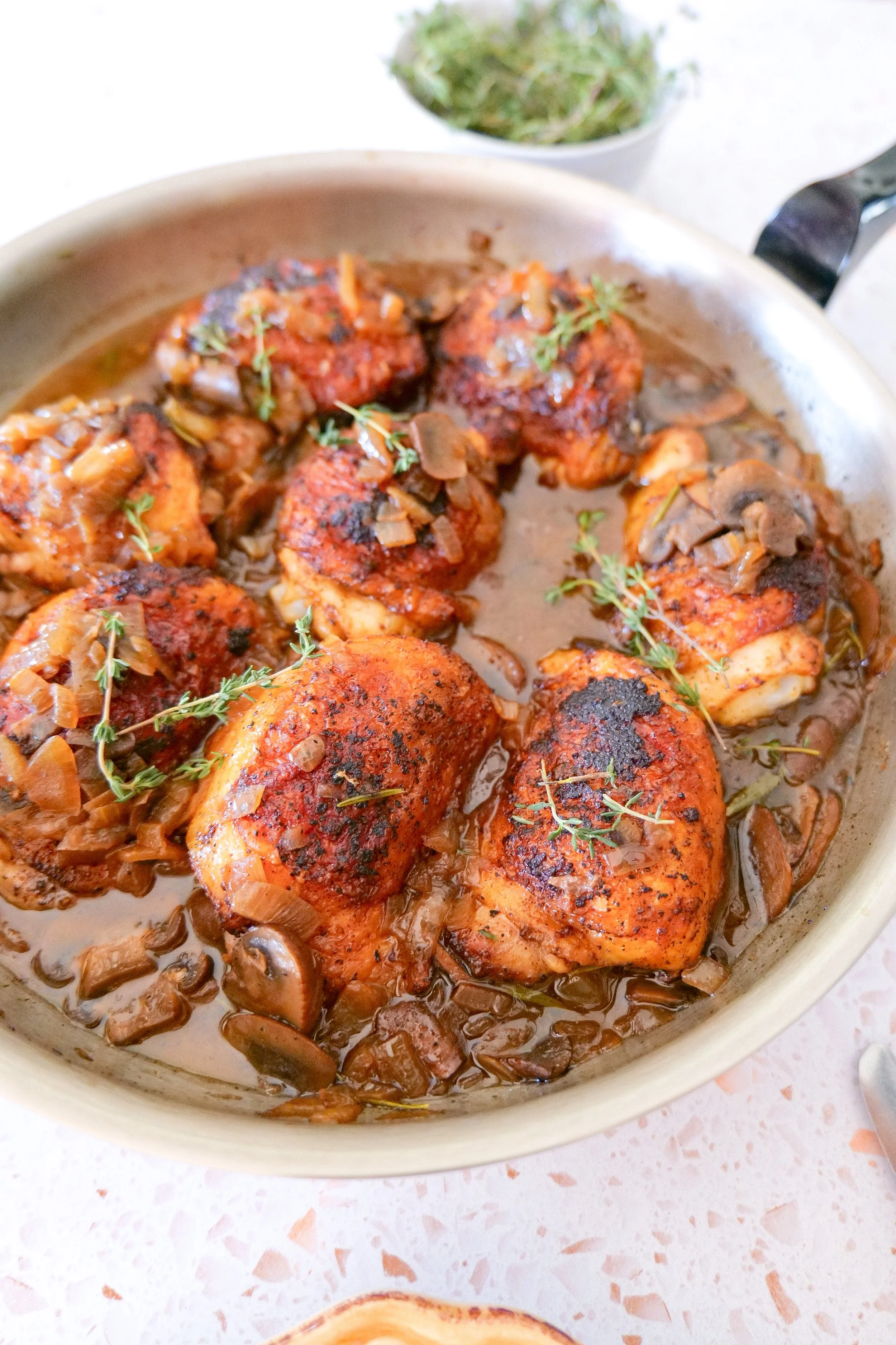 caramelized-onion-mushroom-chicken-thighs.jpg