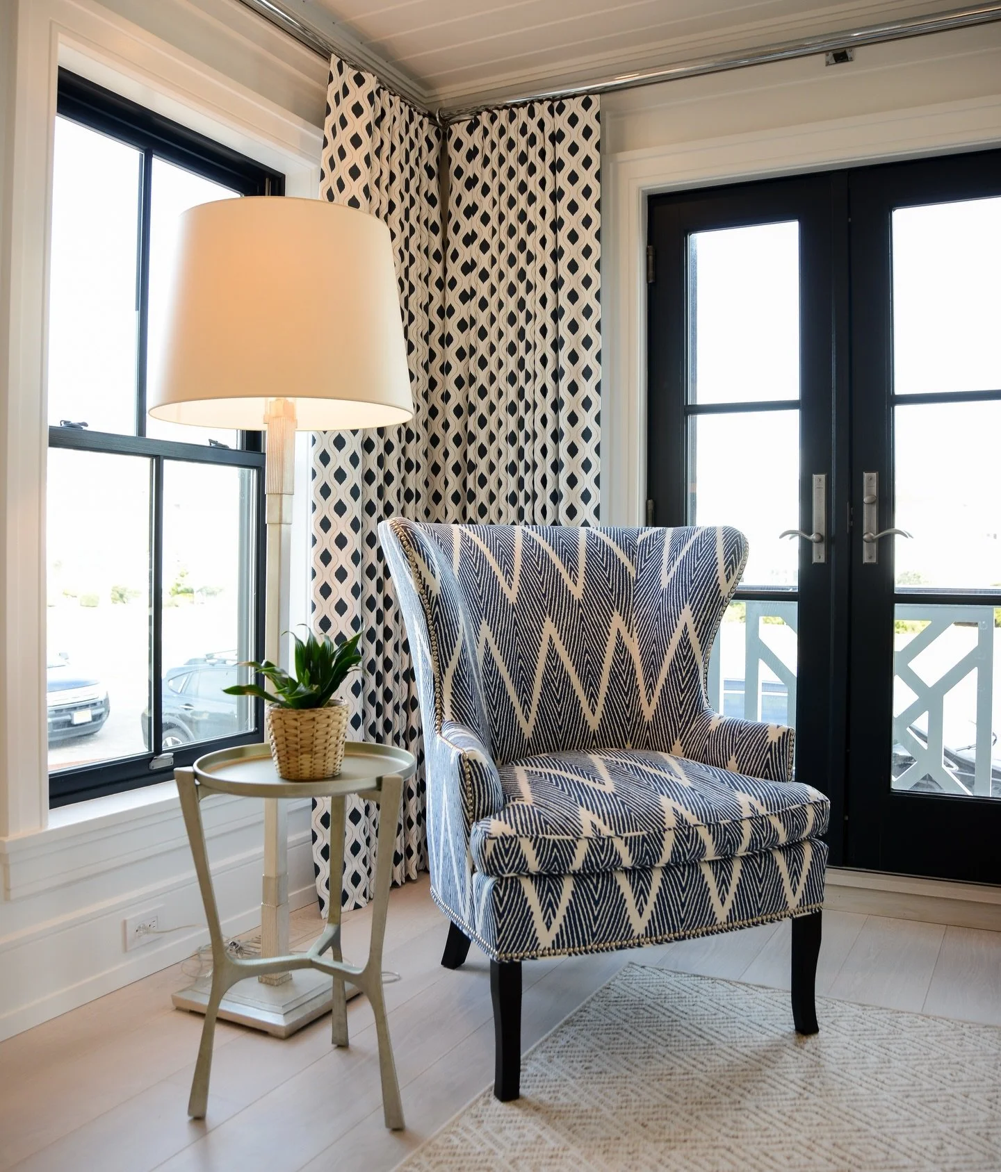 The right pattern, texture, and scale can turn a simple corner into a statement. Comfortable, intentional, and just enough personality to elevate the entire space🤍✨