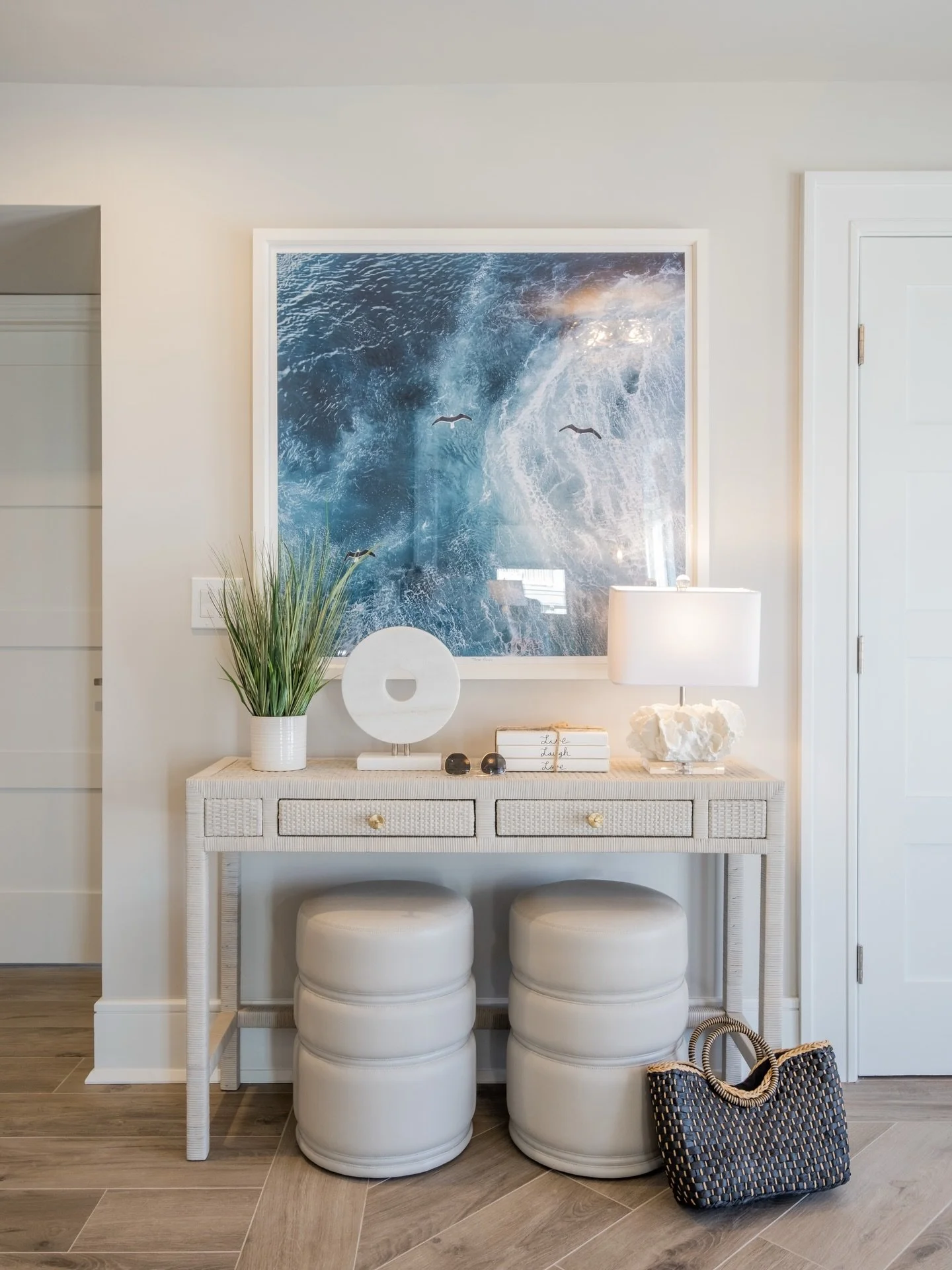 Where first impressions meet effortless living ✨foyers should feel elevated, inviting, functional, and ready for everyday life 🤍