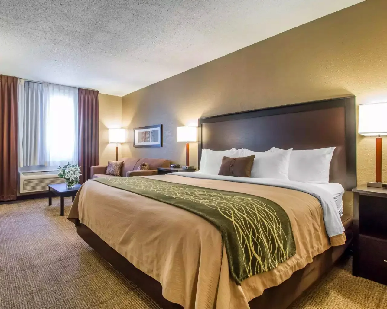 qualityinn.jpg
