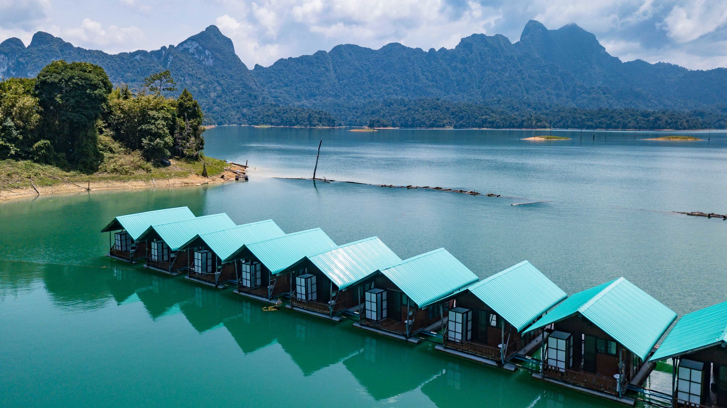 Aidan_Lincoln_Fowler_Drone_Aerial_Photography_Thailand_Khao_Sok_Chew_Larn