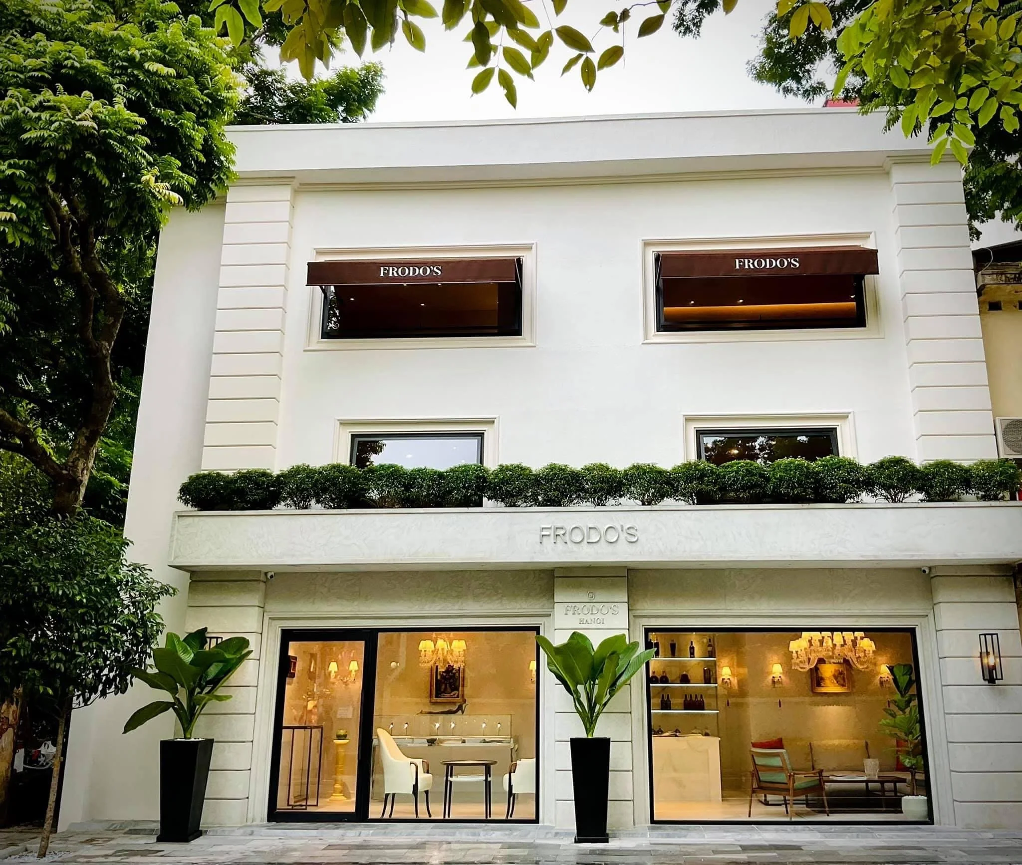 Frodo's Watch Boutique Hanoi Capital