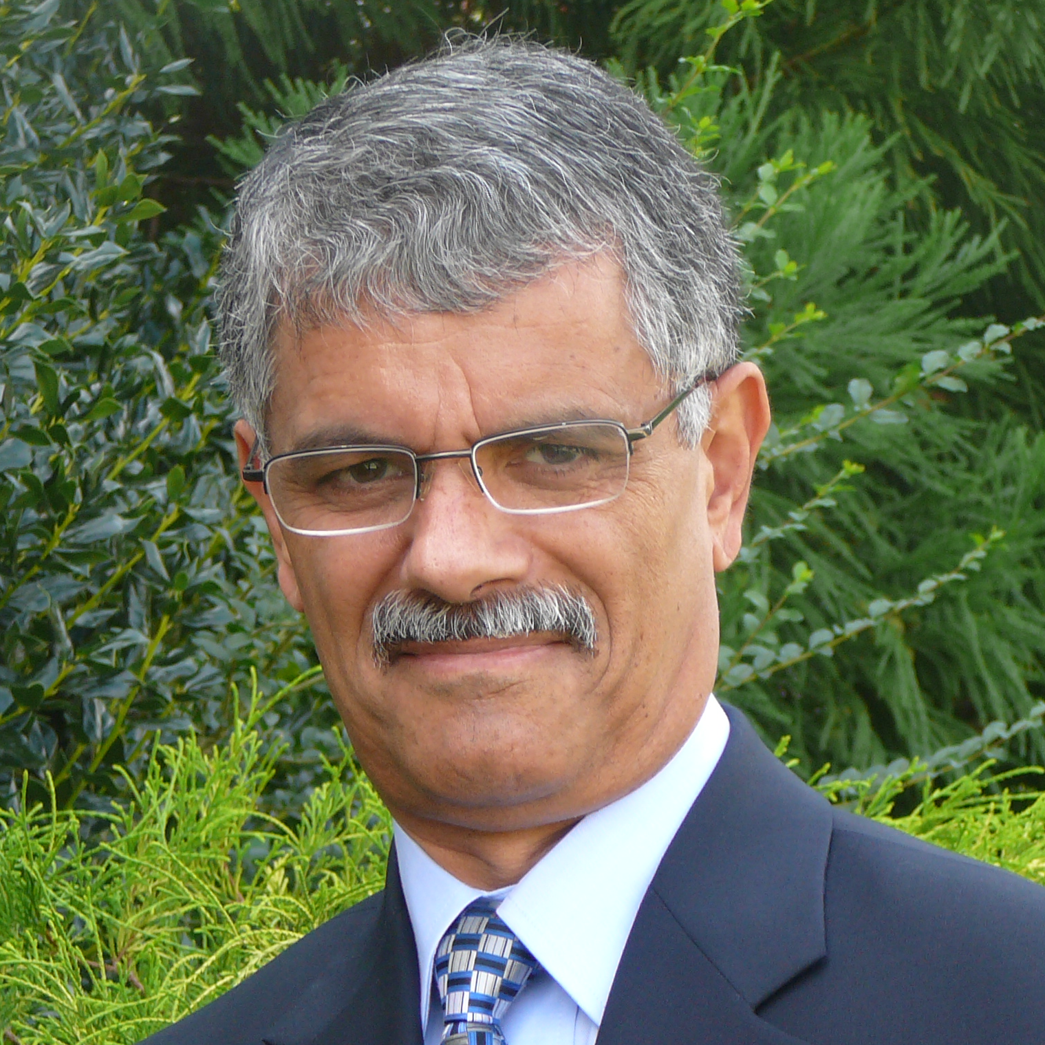Committee Chair Eid Haddad, PhD Assistant Professor of Physiology Department of Biological Sciences Fayetteville State University, Fayetteville, NC ehaddad@uncfsu.edu