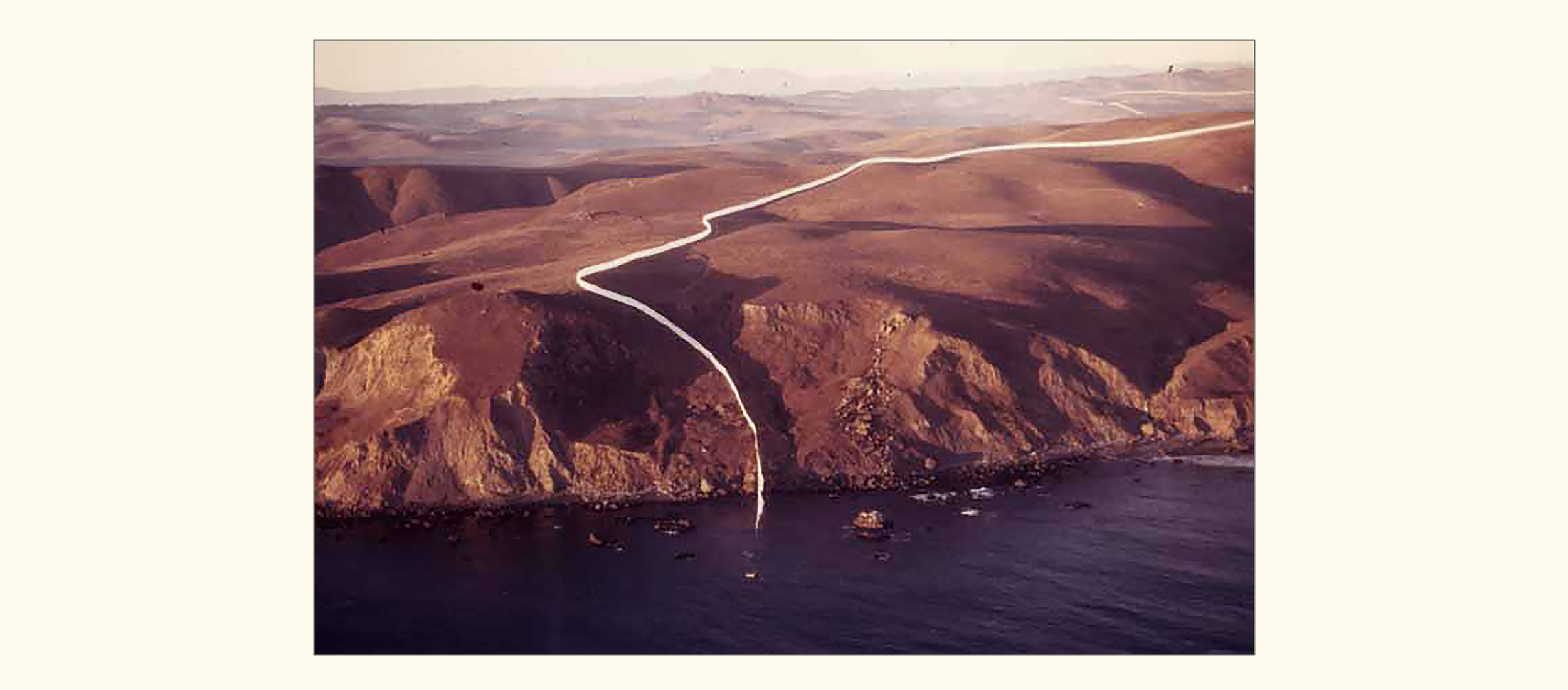 Running Fence, art installation by Christo &amp; Jeanne-Claude, Valley Ford (1976)