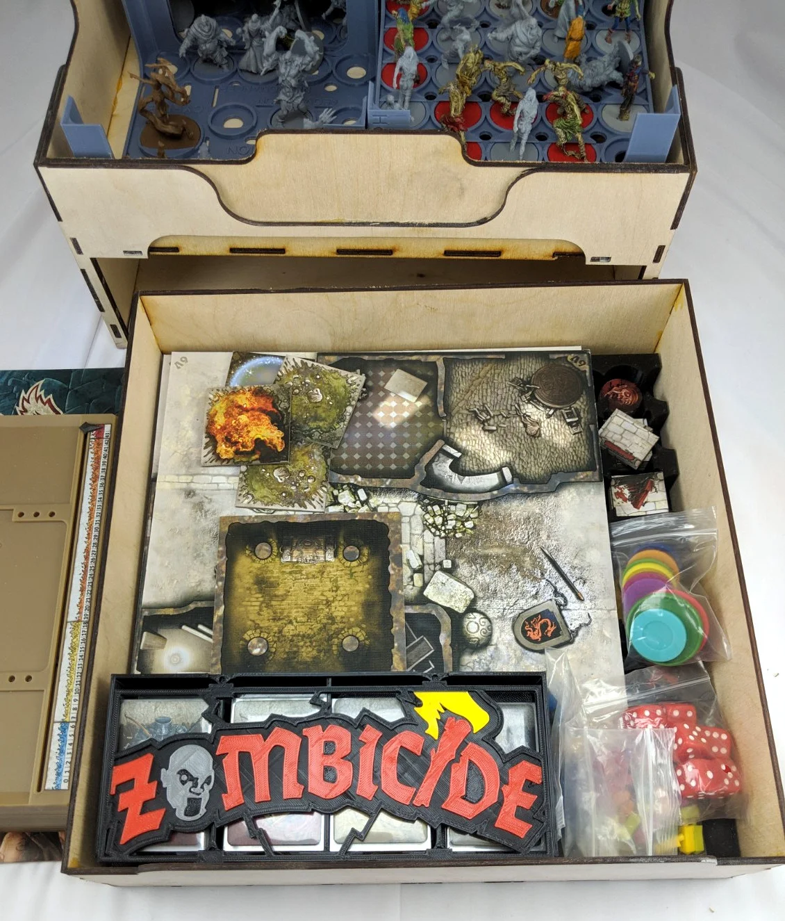 ZOMBICIDE_BOX6.JPG