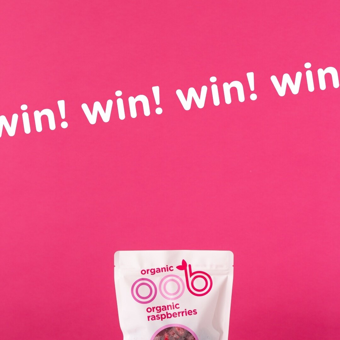 **BE IN TO WIN!** We know our oob organic fans love to bake... so we're giving away two Winter Baking hampers to two lucky winners! Keep your cake tins stocked with certified organic berrylicious goodness, each hamper containing:
❤ 2x oob organic fro