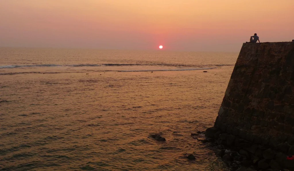 gallesunset-1024x596.jpg