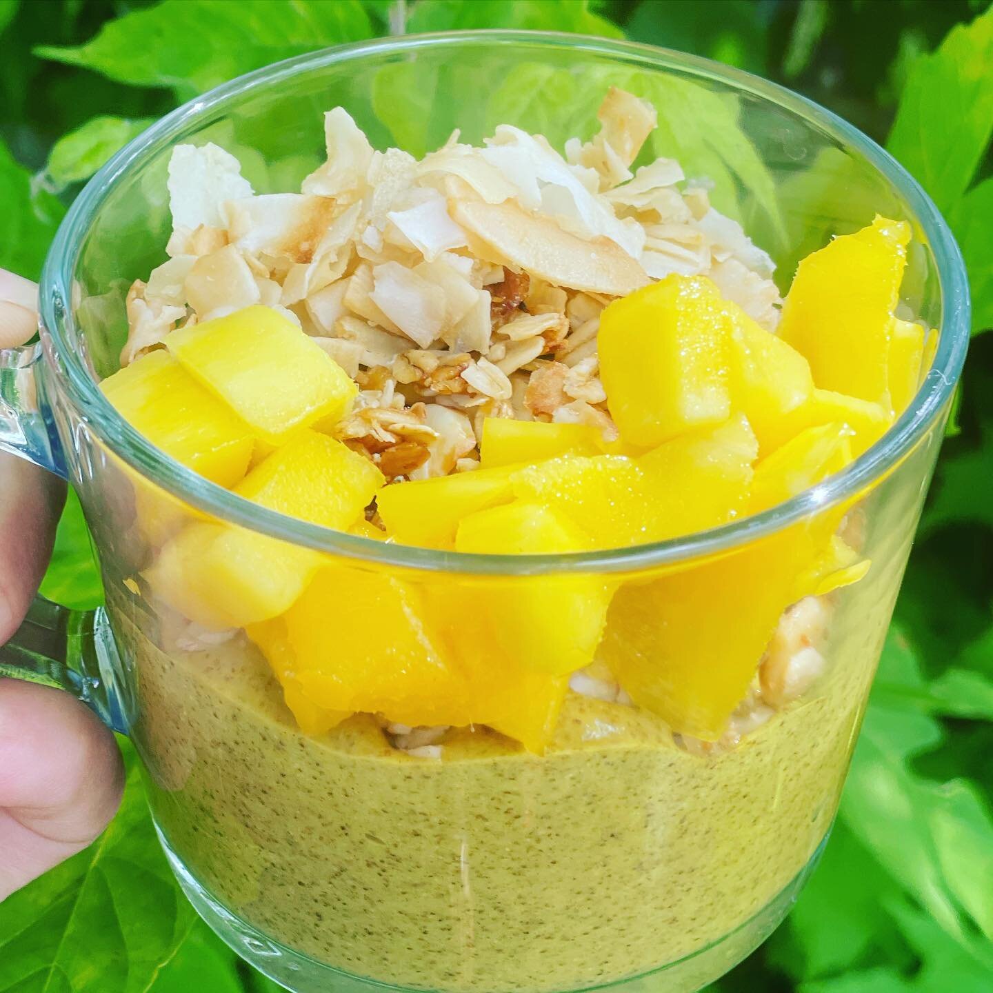 🚨New item alert🚨Not a fan of the texture of chia pudding? Try our new blended chia mango and turmeric pudding. All the health benefits and no seeds stuck in your teeth😁 Try our new grab and go hummus and dairy free tzatziki veggie tray. #sagehealt
