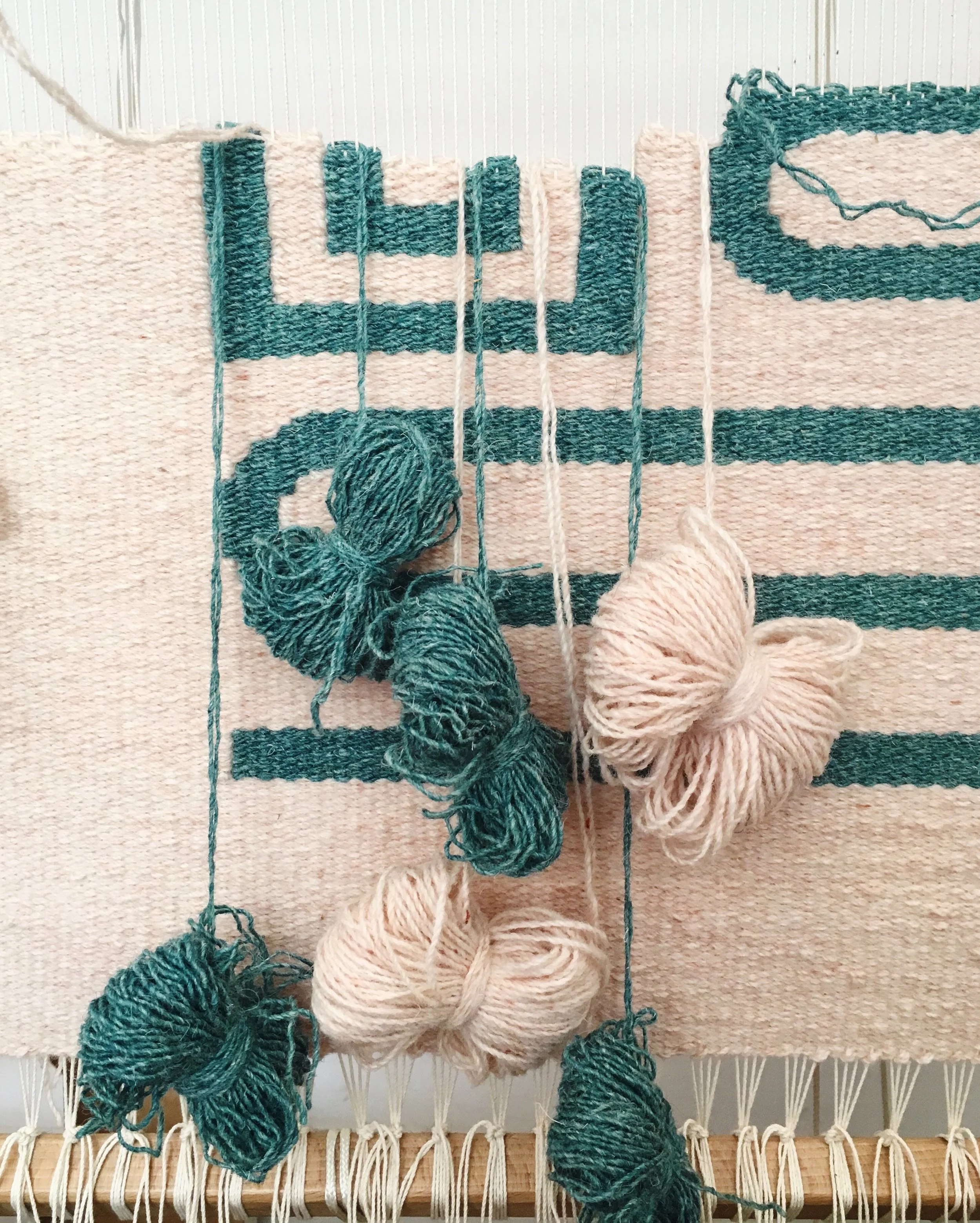 In the online course, I’ll be talking through how to weave more complex designs like this one