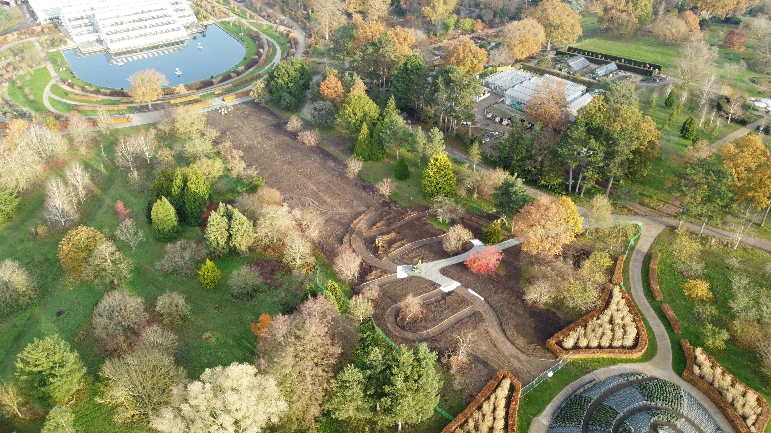 Blakedown Landscapes Selected as Principal Contractor for Piet Oudolf's Iconic Glasshouse Border at RHS Garden Wisley