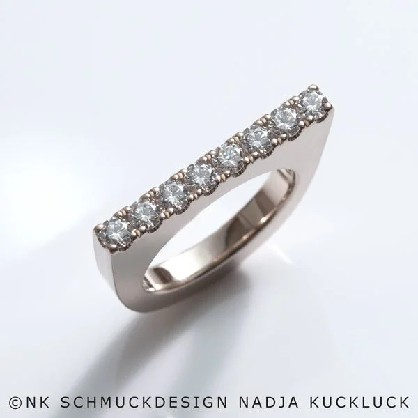NK_SCHMUCKDESIGN-NadjaKuckluck_Brillantring_Weissgoldring_0,8ct.jpg