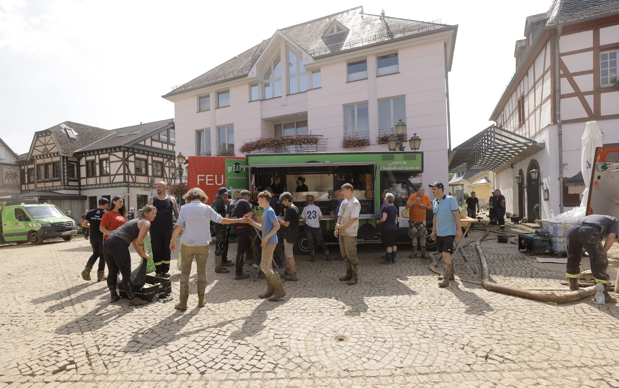 125,000 Meals in Germany Following Floods