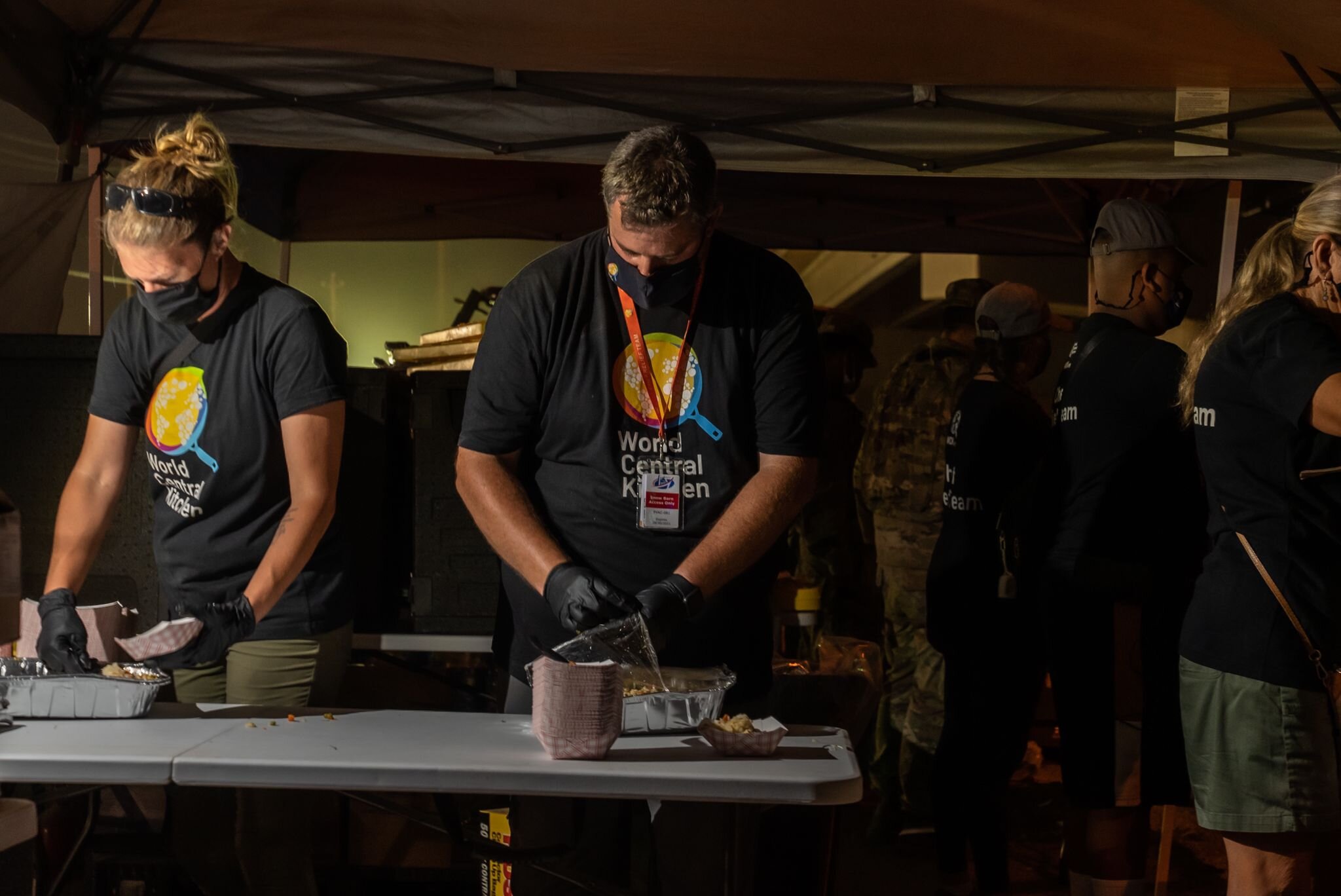 WCK serving thousands sheltering under bridge in Del Rio, Texas