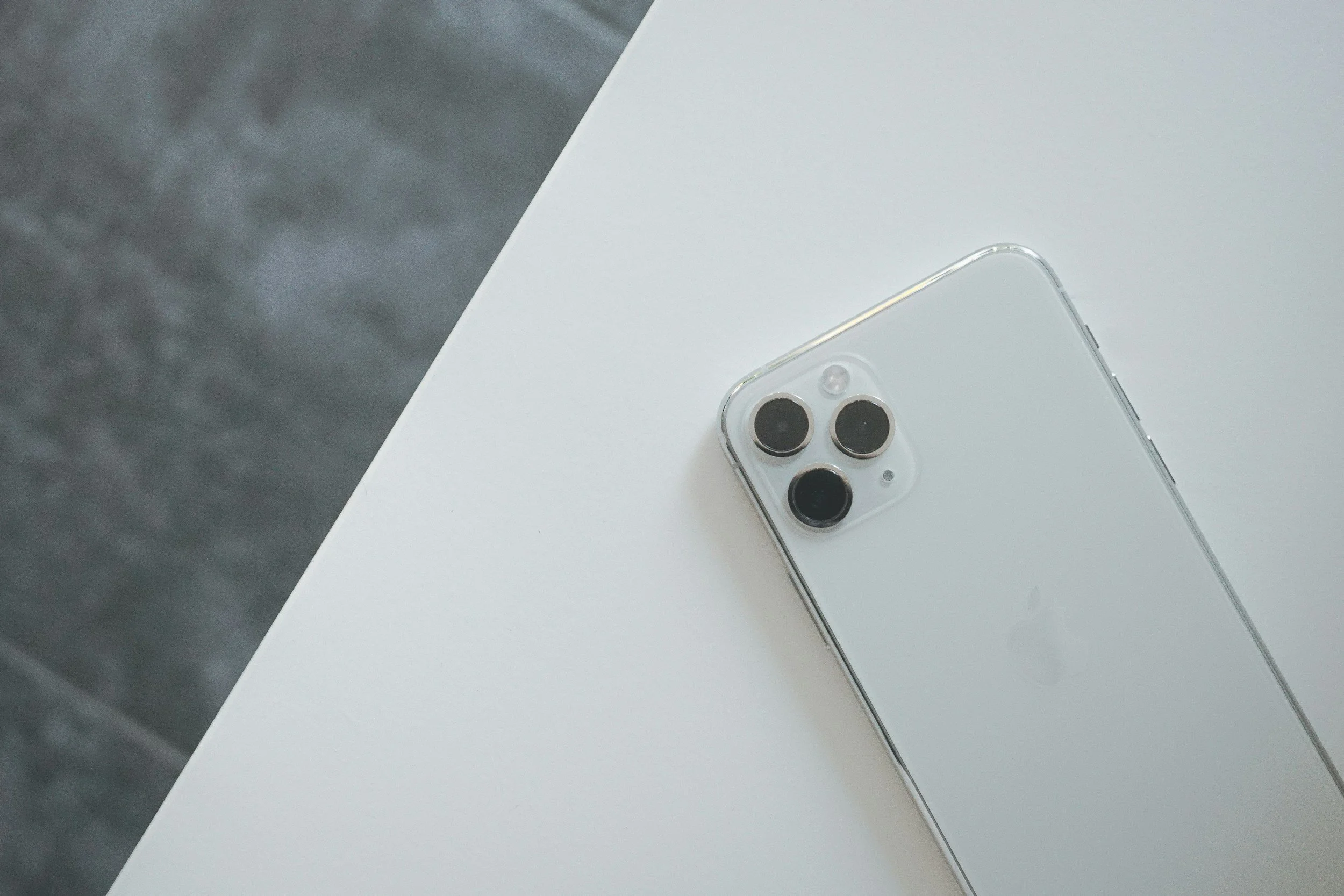 Smartphones Got 50x Better. Why Didn’t Healthcare?