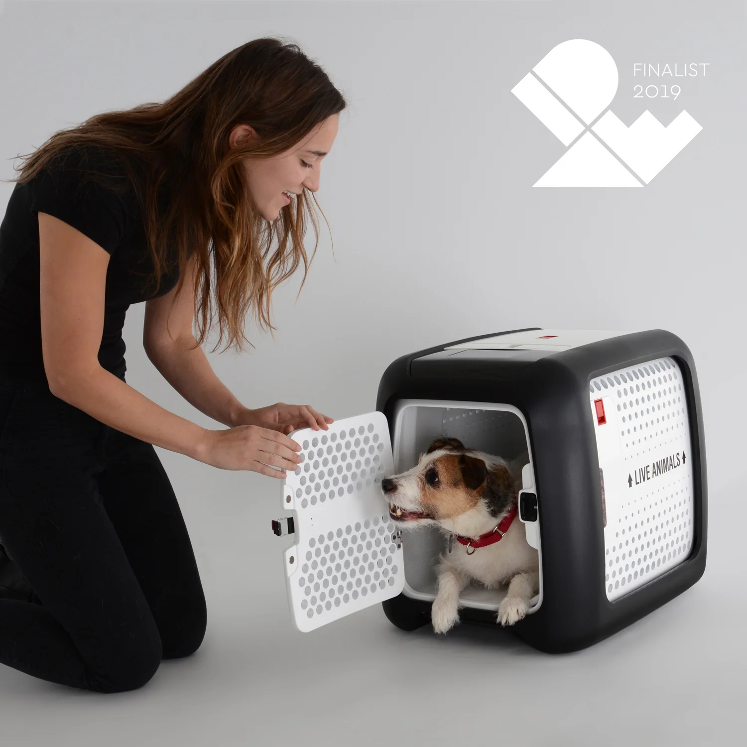 Connected pet crate wins awards