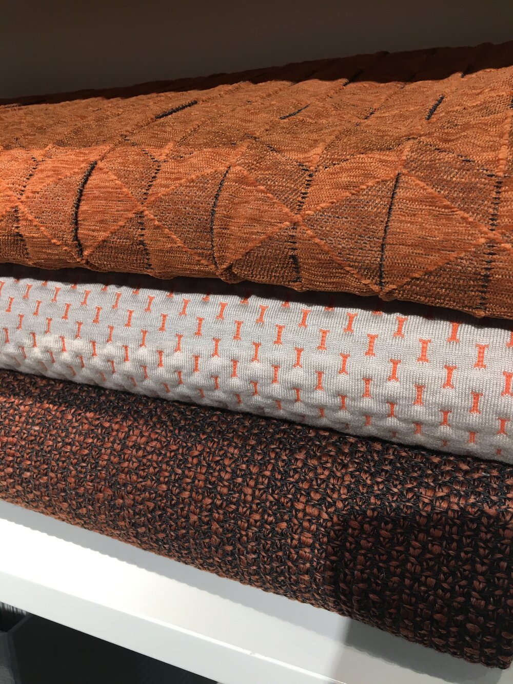  Textural elements are created using a variety of techniques, from subtle stitch direction variation to drastic changes in fabric thickness.  HBF’s Lost and Found  collection embodied this trend. 