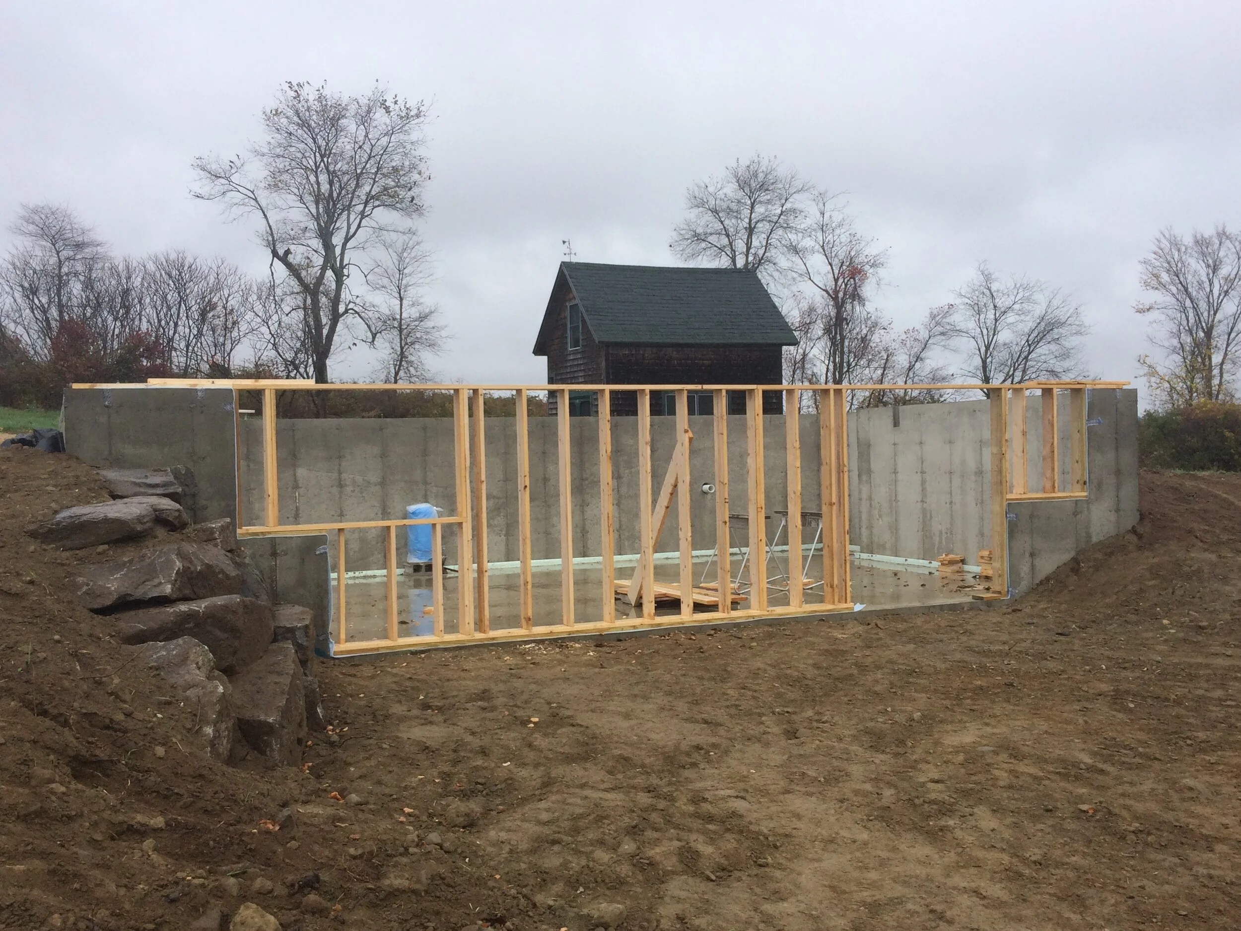 Rethinking concrete foundations, alternatives to concrete foundations