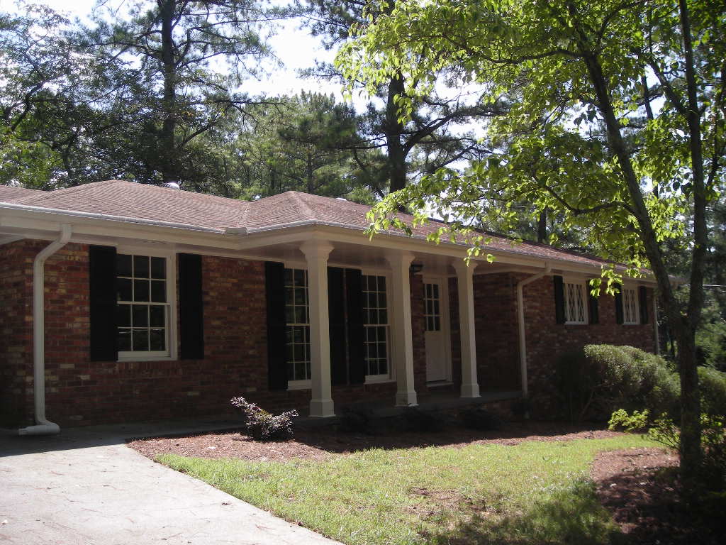 Front of House.jpg