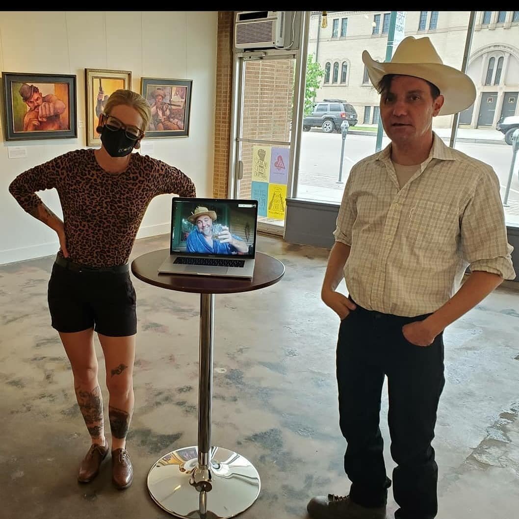 When your friend you're exhibiting with moves to GA, you video conference their ass into the artist talk. 😆 @cmedovich
.
.
.
.
.
.
.
.
@kreuser_gallery #jesspreble #fineart #oilpainting #coloradospringsfirstfriday #coloradosprings #coloradospringsar