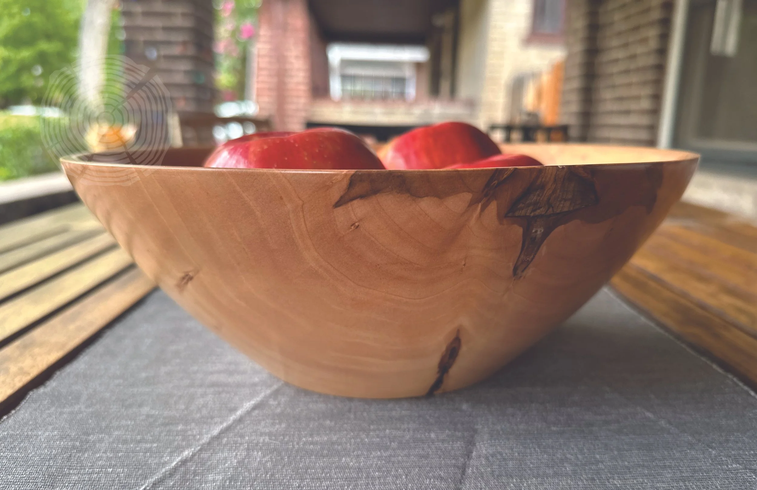 2025.0512-04 Apple.Bowl.Med-Large.VShape-.jpg