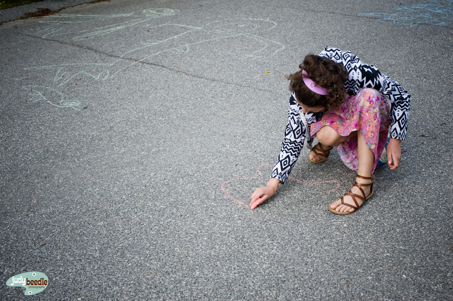 5/27. Neighborhood artist.