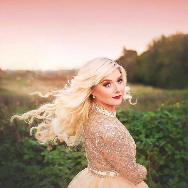 Hi. It me.☀️ I wanted to share some things about myself for all of the new faces around here. My names Sarah, I’m an old woman living near Portland, OR (and I’m only kind of kidding about the old woman part. My birthday is in a few days a