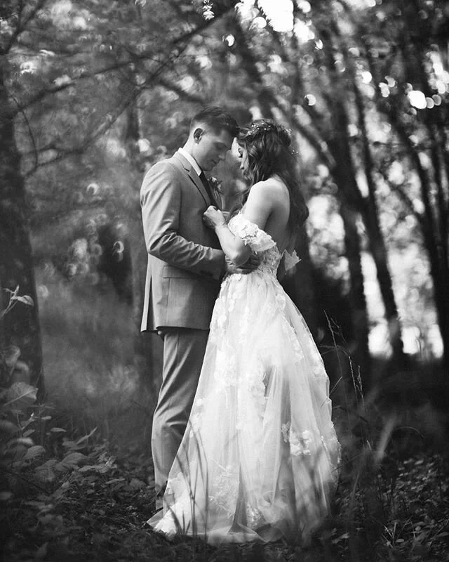 I love being an artist. 😍 Scroll to see the original & unedited photo! This was a test shot and I messed up in camera, so I almost deleted it. I was able to salvage it in @lightroom and it easily turned out to be one of my favorite pics of the d