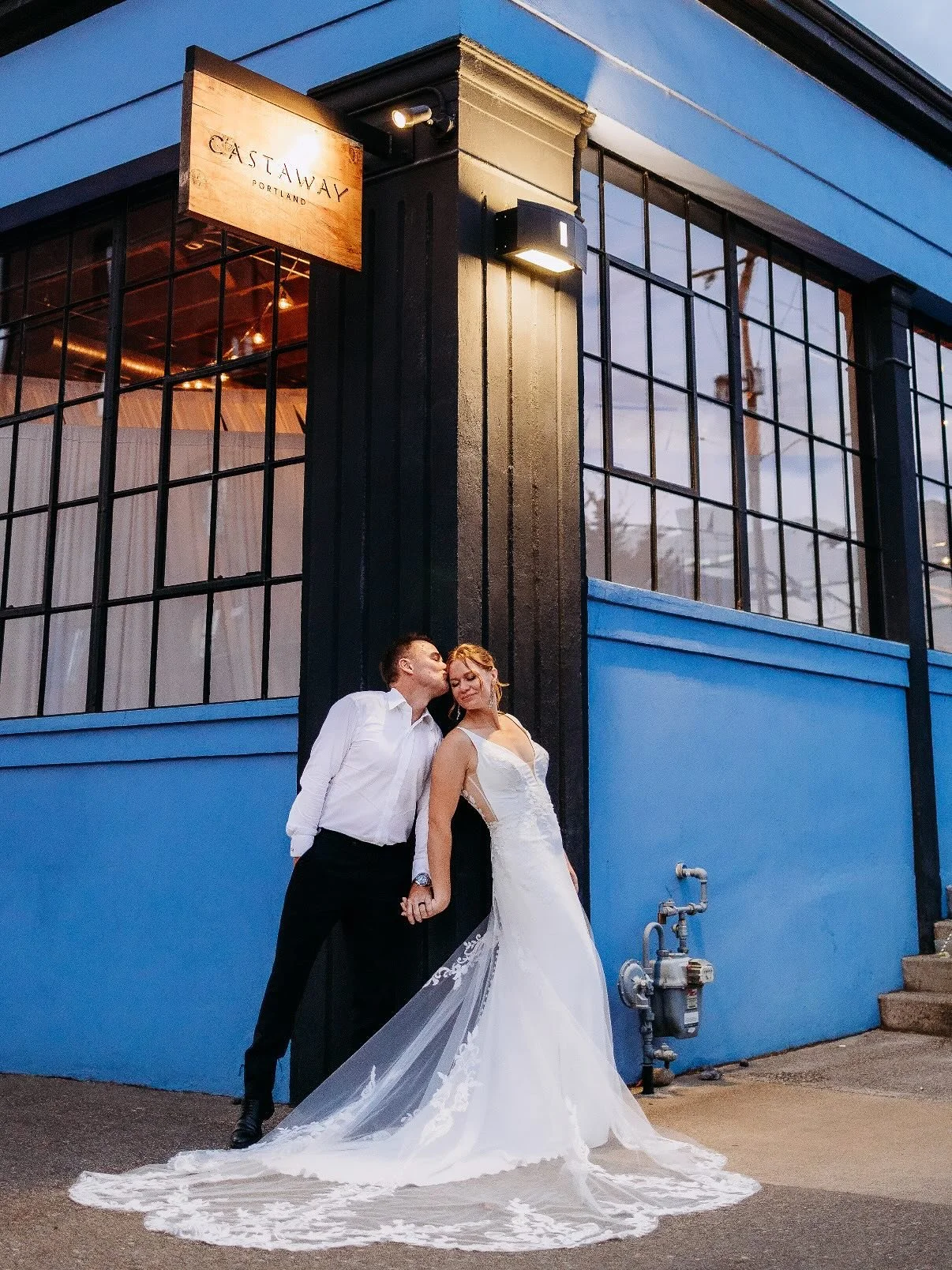 Max &amp; Kara had the most stunning urban wedding downtown at @castawayportland 🥰❤️ I loved every single detail and how much thought they put into their day. Thank you for trusting me with your vision! Can&rsquo;t believe I&rsquo;ve known Max for o