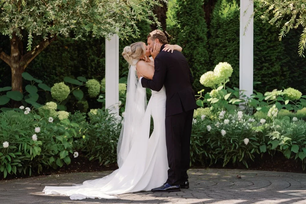 Brie &amp; Kevan’s Luxury Aerie Eagle Landing Wedding in Happy Valley, Oregon 