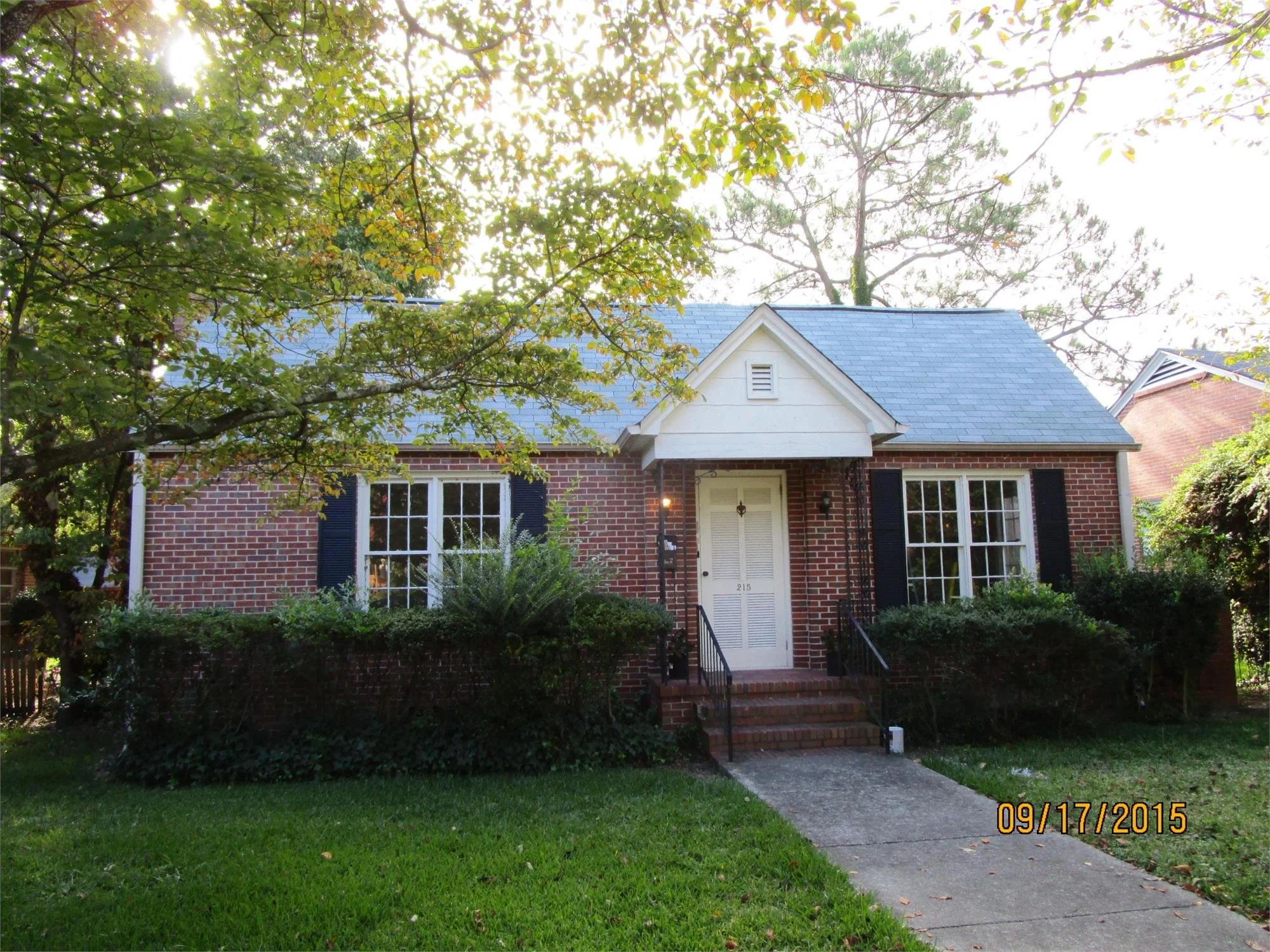 215 Belvedere Dr.jpg