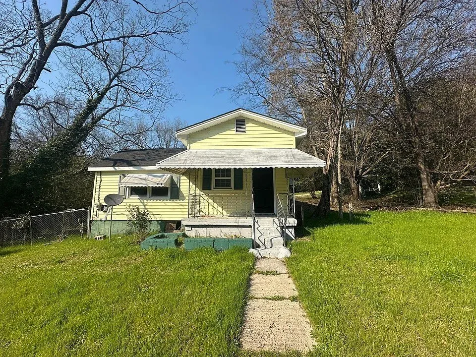 4145 Forest Ave.jpg