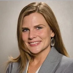 L Lanagan Headshot.jpg