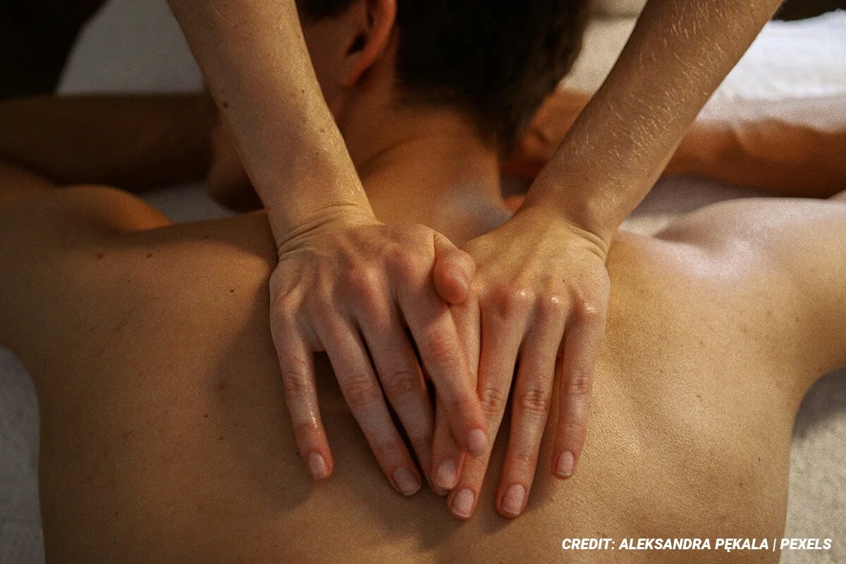 The Head-to-Head Comparison: Tui Na vs. Deep Tissue