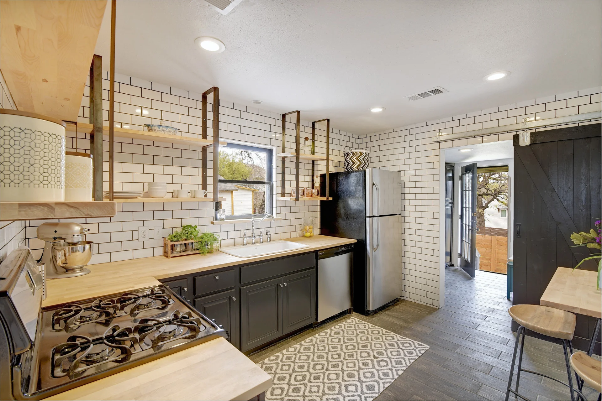 _fhd_1210 Singleton0006_6113399.jpg