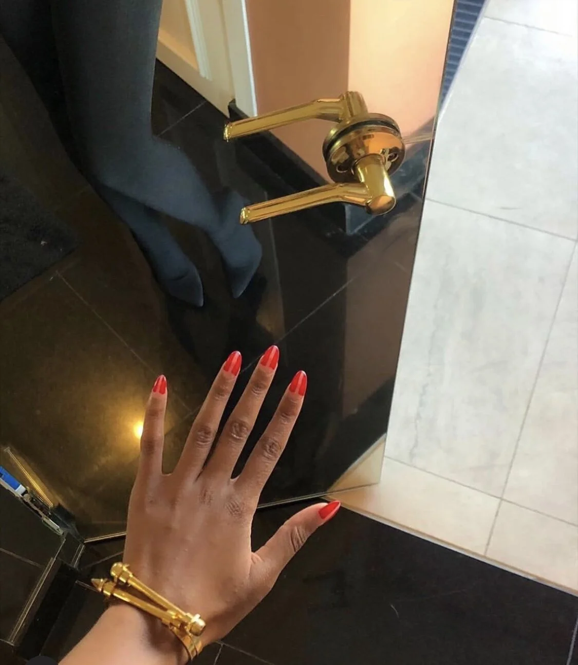 CC4617B2-D8B8-4897-A237-9F1C0187DC18