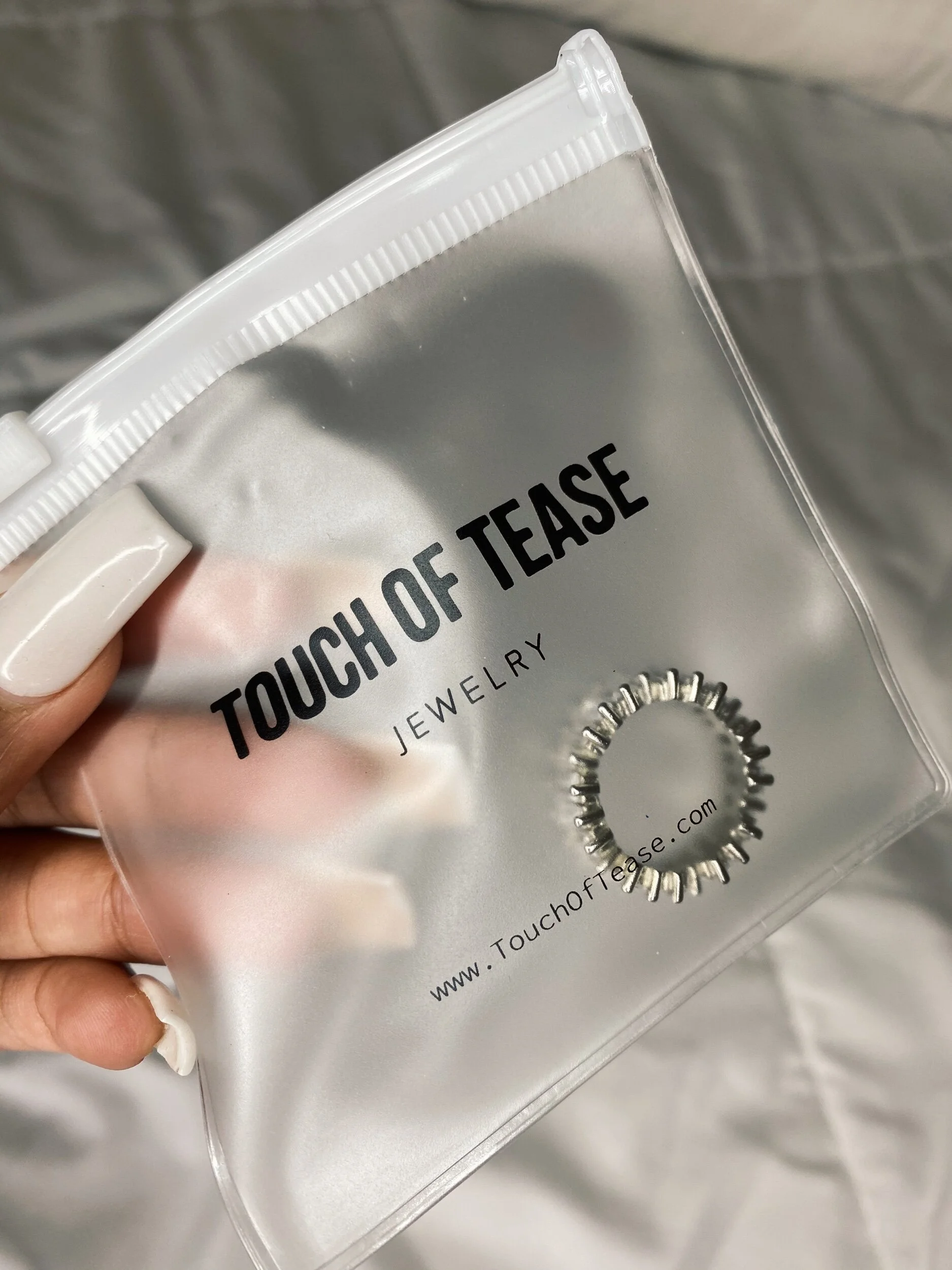 190CD477-0418-453C-9597-007080AB2988