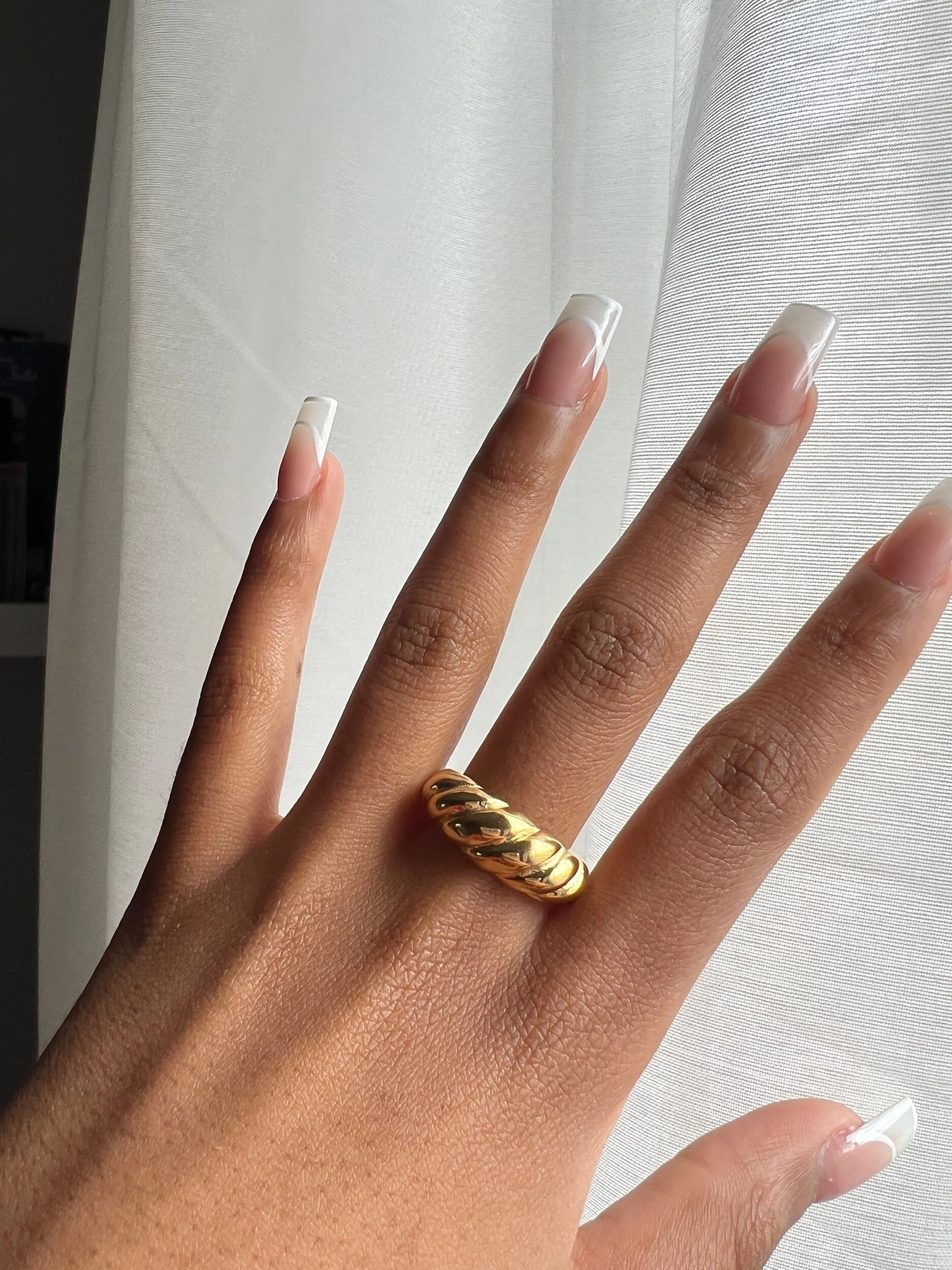 10DFD459-70A4-42F0-9535-5316A7DFDAB6