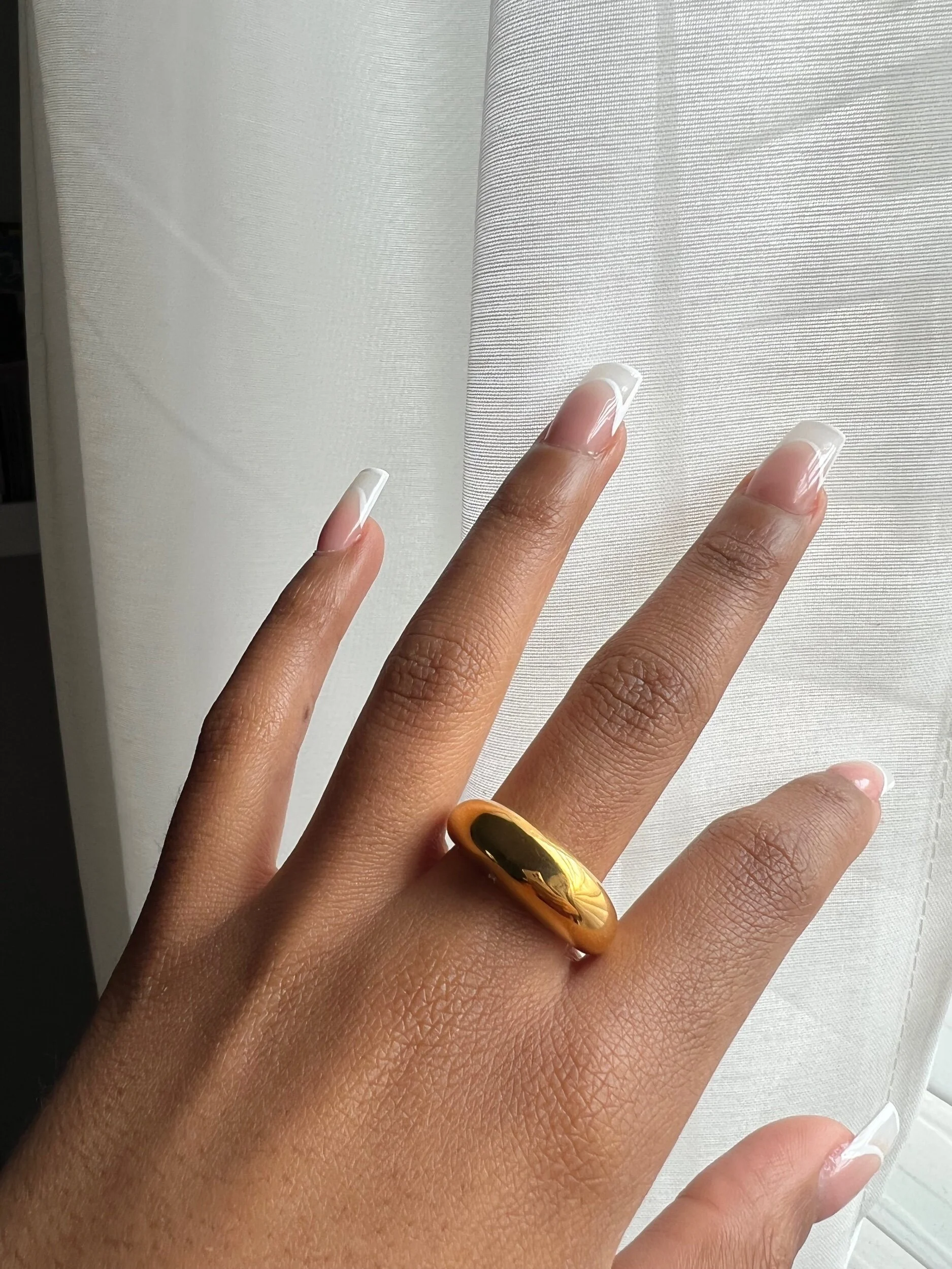 40054085-6595-42B6-89A0-EE78DA5E335B