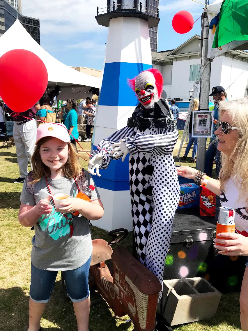  Just clownin’ around! 