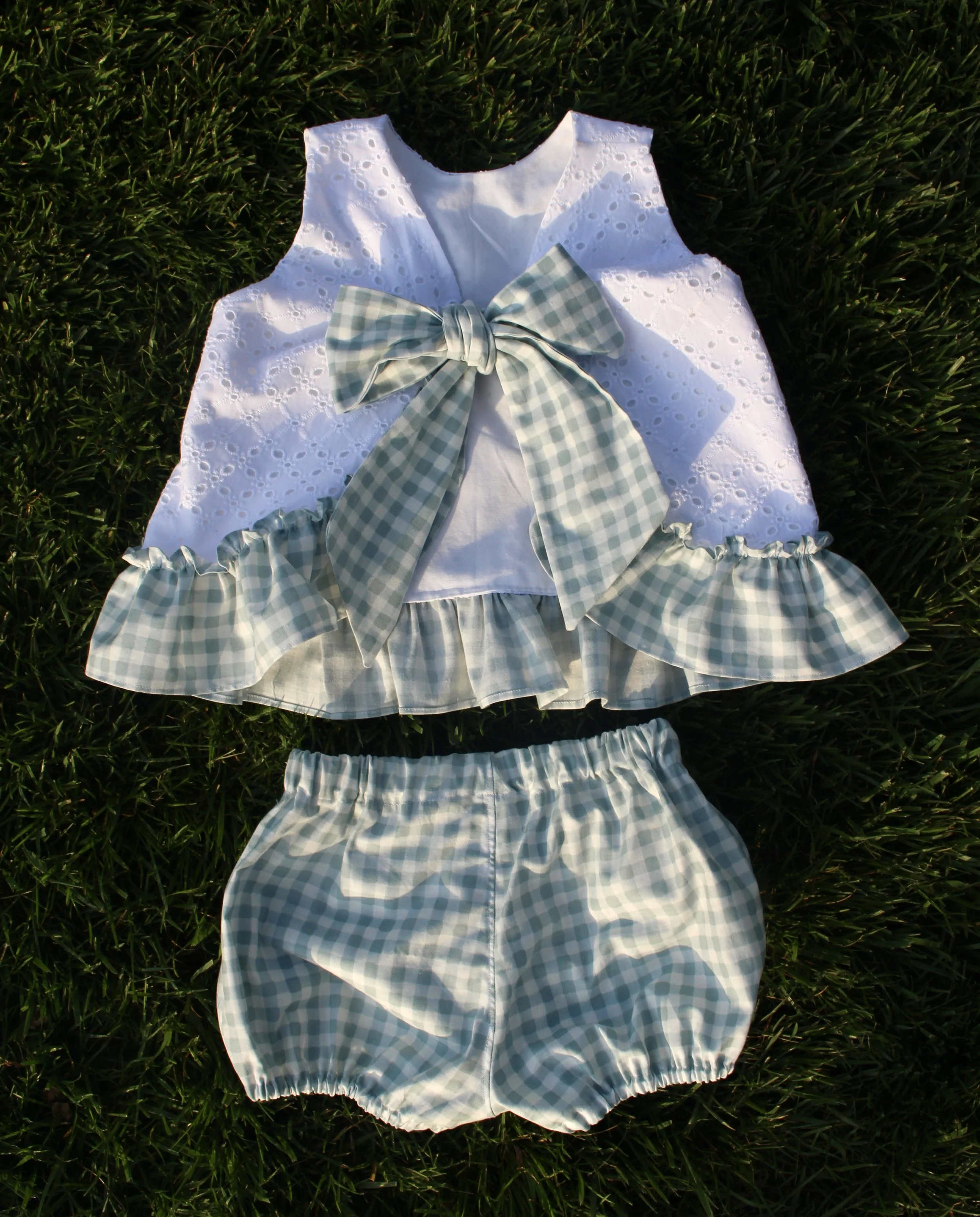the gingham set