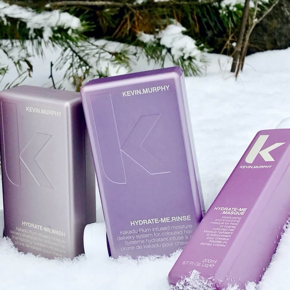 The lack of moisture from all this crazy weather causes dry and dull hair. 🙁 As the temperature goes down, the air gets drier, which spells trouble for your mane and leaves it brittle and lacking in moisture. 🥶 

While we can&rsquo;t get rid of thi