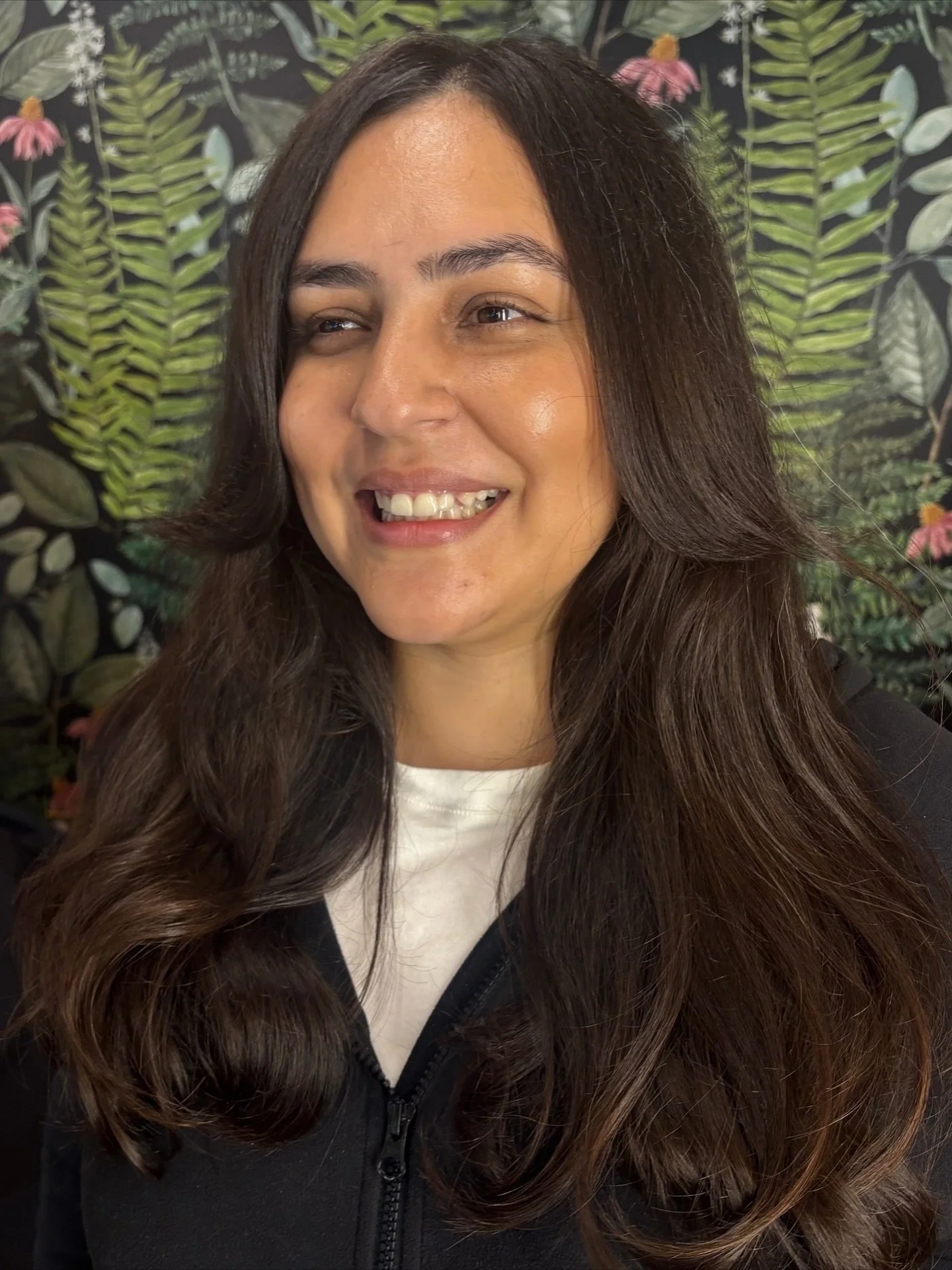 Fresh layers + soft movement to bring life back to long hair, the perfect refresh without losing length 🤍 by @beautybykelleyrose 
.
.
.
.
.
#hair #hairstyle #beauty #hairstyles #haircut #fashion #hairstylist #love #haircolor #love #style #instagood 