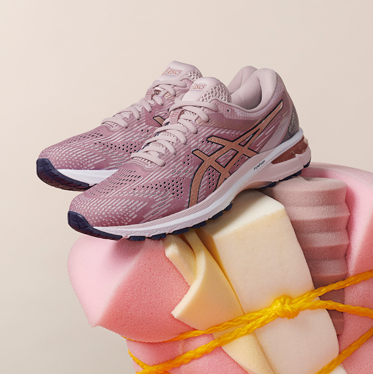 01_ASICS_Dec_web.jpg